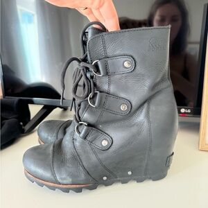 Sorel Women's Black Leather Combat Boots